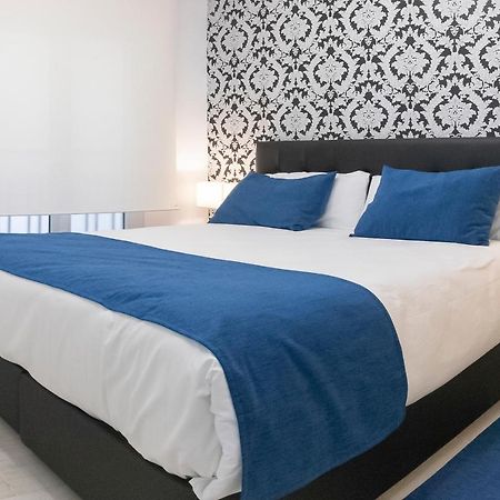Hostal Boutique I Host You Мадрид Екстериор снимка
