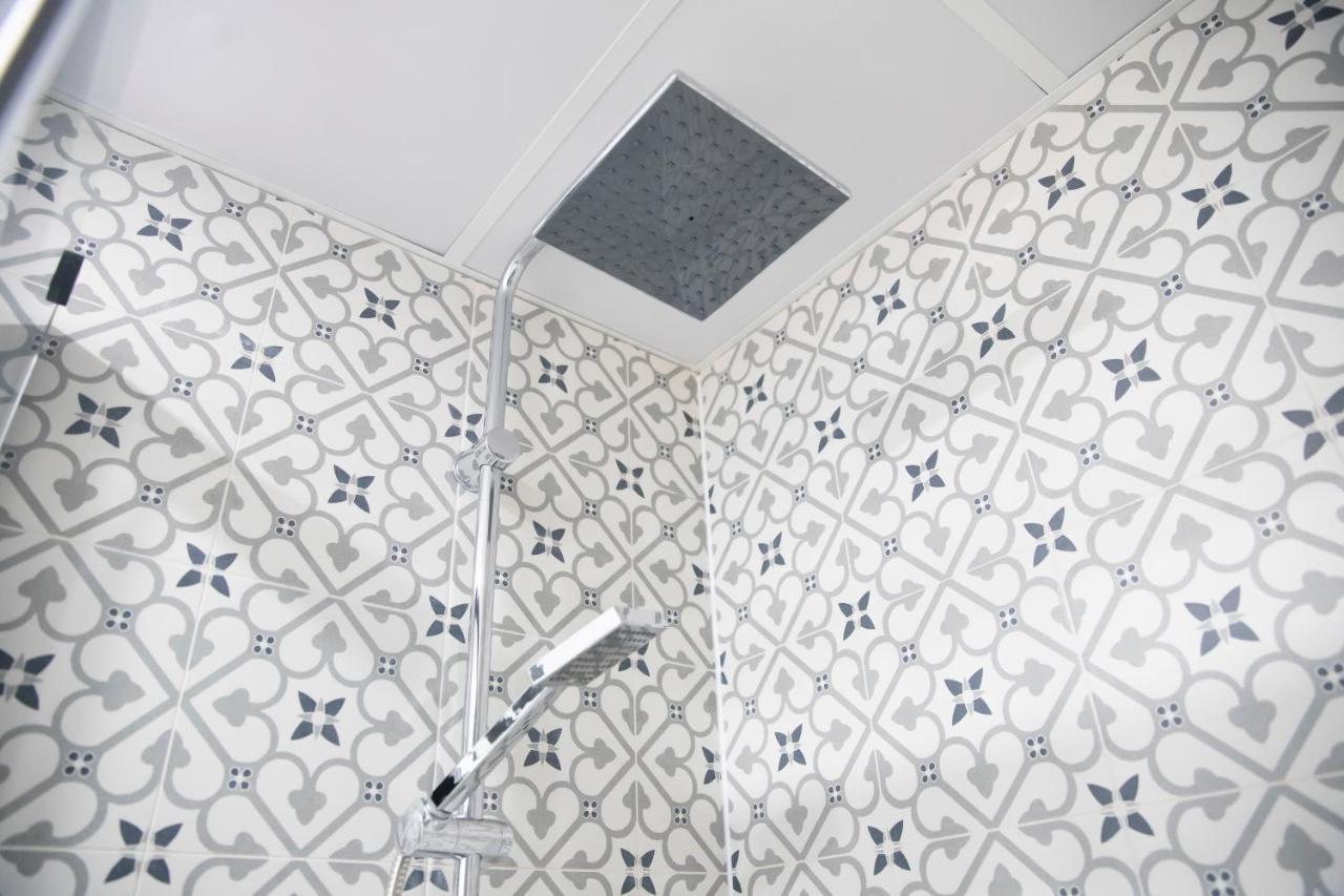 Hostal Boutique I Host You Мадрид Екстериор снимка