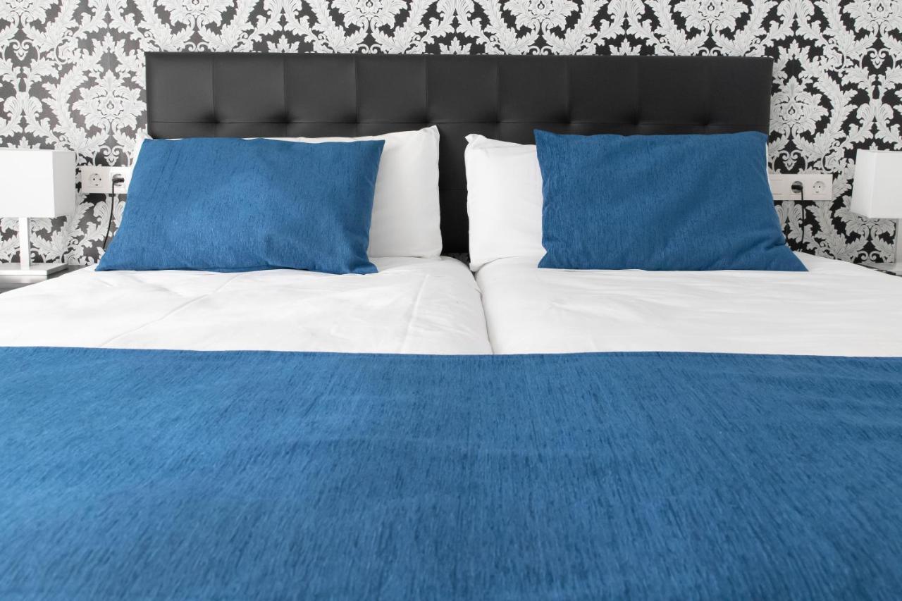 Hostal Boutique I Host You Мадрид Екстериор снимка