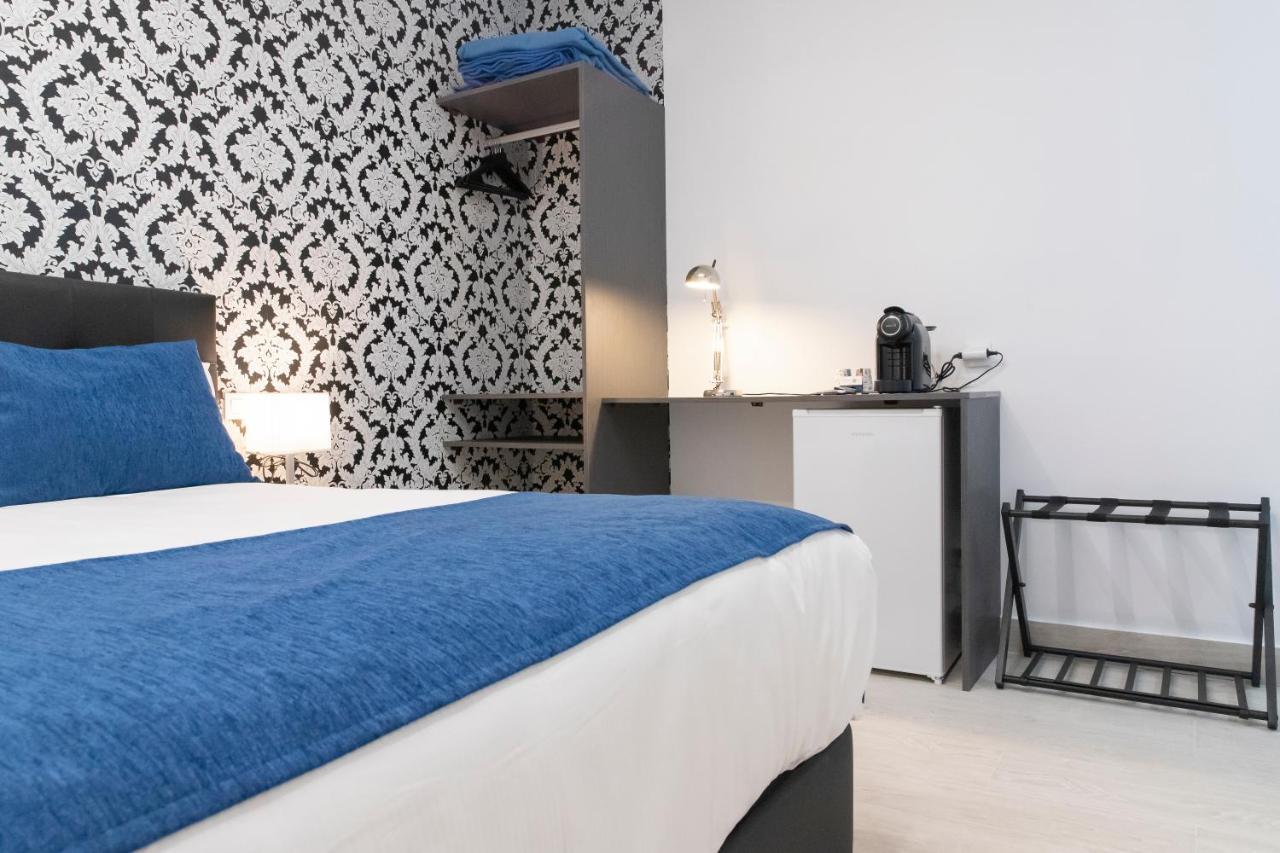 Hostal Boutique I Host You Мадрид Екстериор снимка