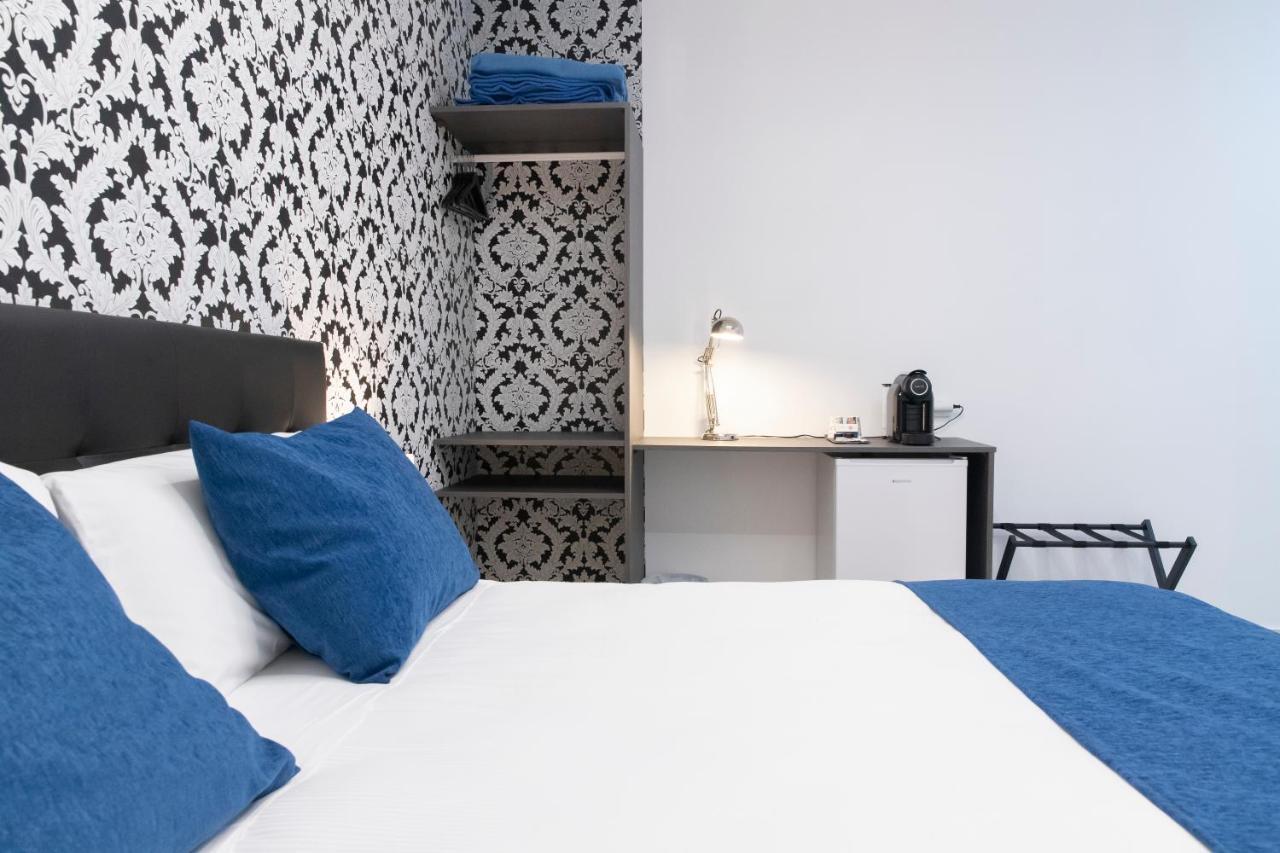 Hostal Boutique I Host You Мадрид Екстериор снимка