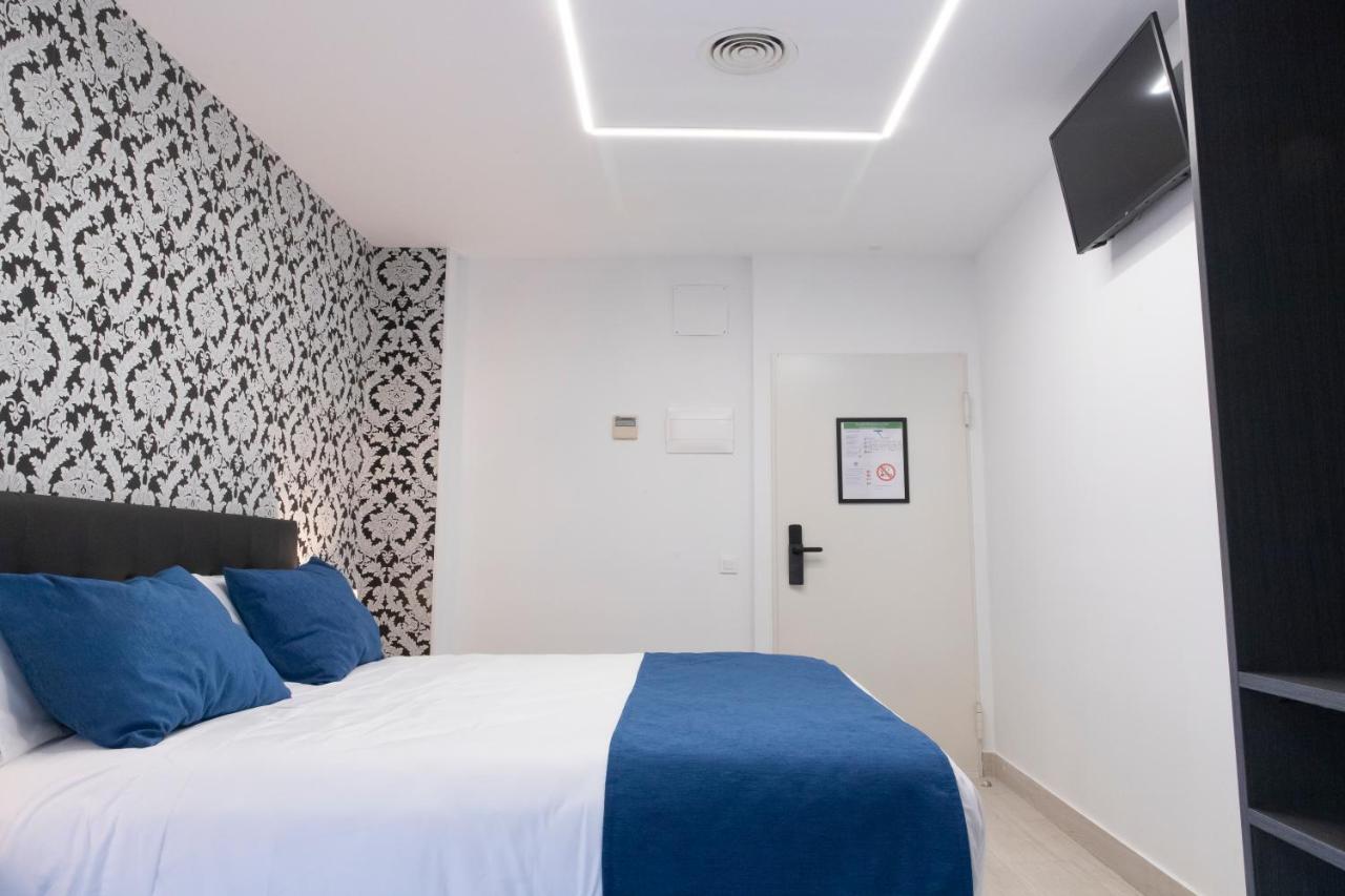 Hostal Boutique I Host You Мадрид Екстериор снимка