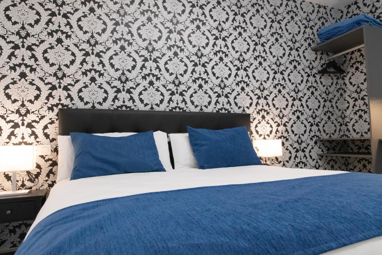 Hostal Boutique I Host You Мадрид Екстериор снимка